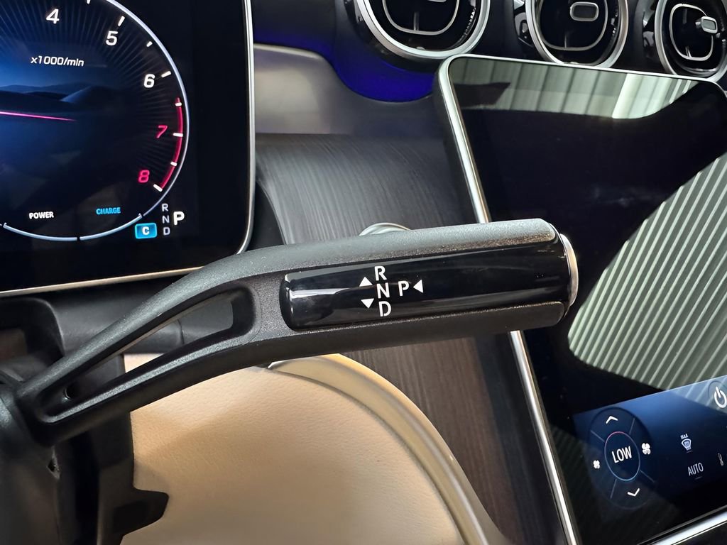 Used 2025 Mercedes-Benz GLC 300 GLC 300 image 19