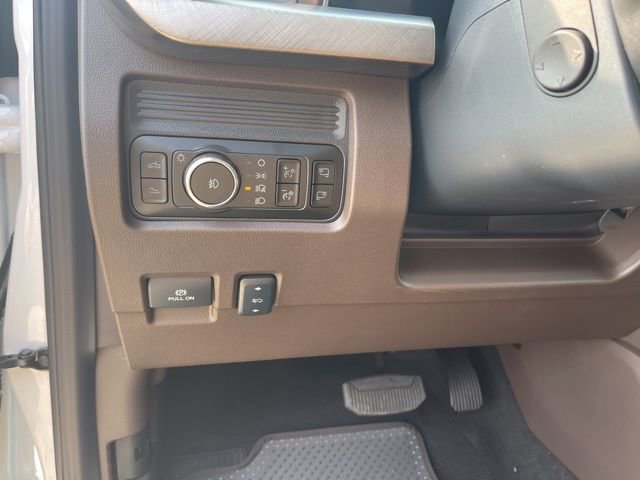 New 2025 Ford F250 King Ranch w/ Chrome Package image 13