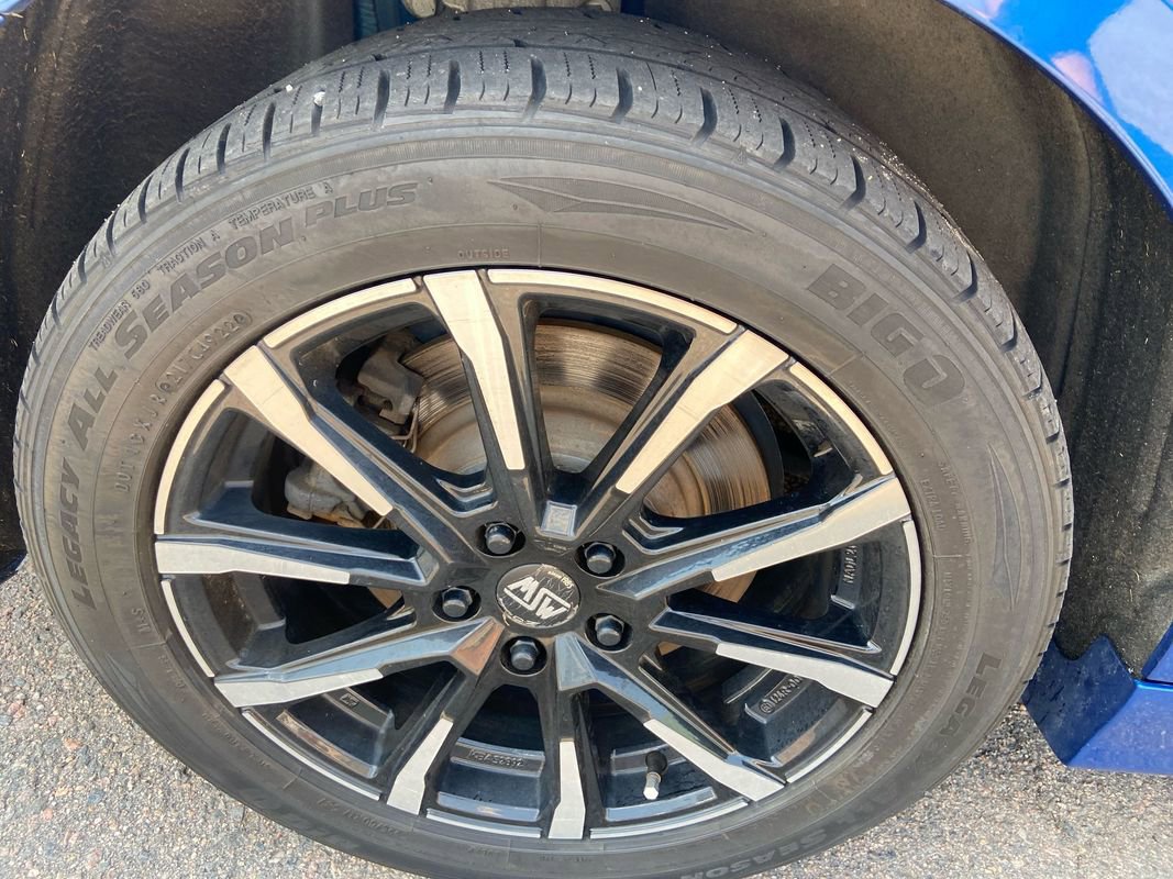 Used 2017 Ford Fusion Energi Titanium image 10