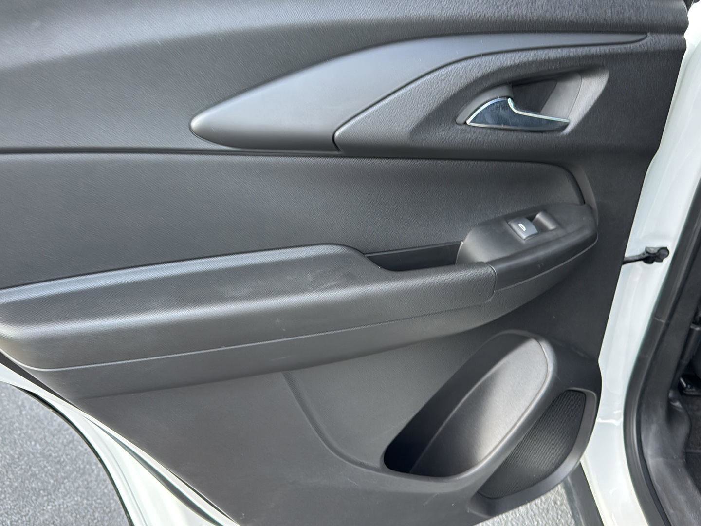 Certified 2023 Chevrolet TrailBlazer RS image 16