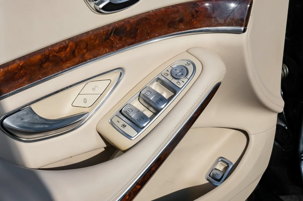 Used 2019 Mercedes-Benz S 560 Sedan image 48