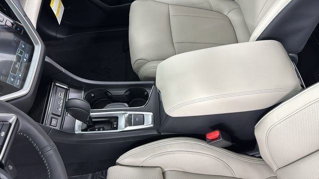 New 2026 Subaru Ascent Limited AWD/4WD image 34
