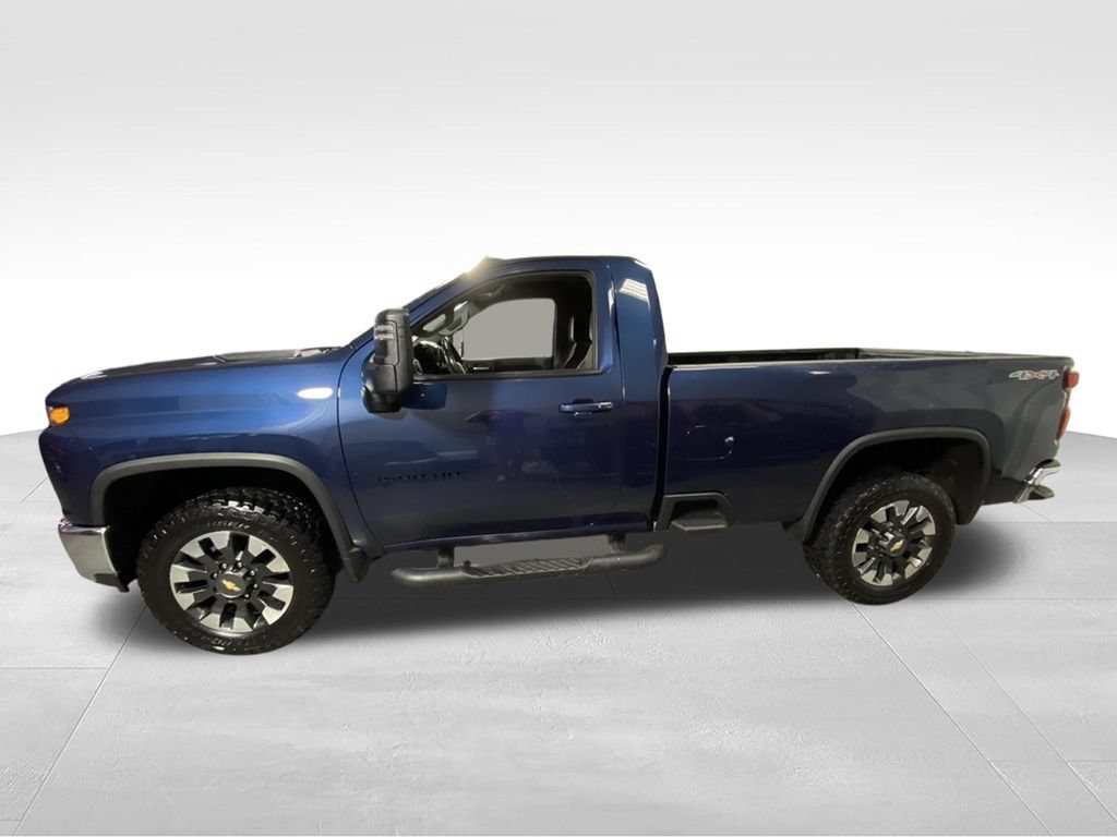 Used 2021 Chevrolet Silverado 3500 LT w/ Convenience Package AWD/4WD image 7
