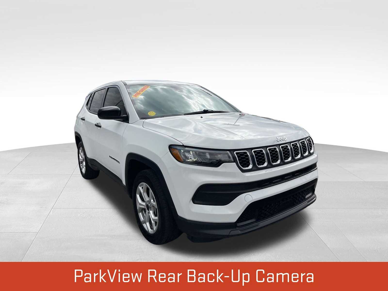 Used 2025 Jeep Compass Sport AWD/4WD image 3
