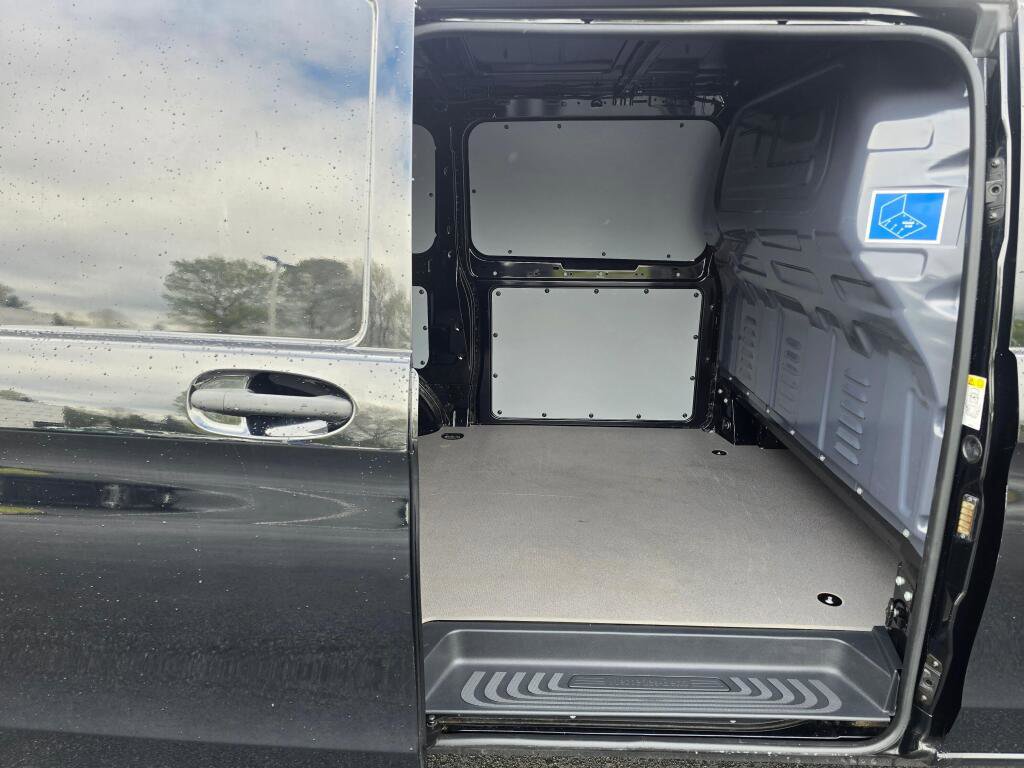 Used 2019 Mercedes-Benz Metris image 23