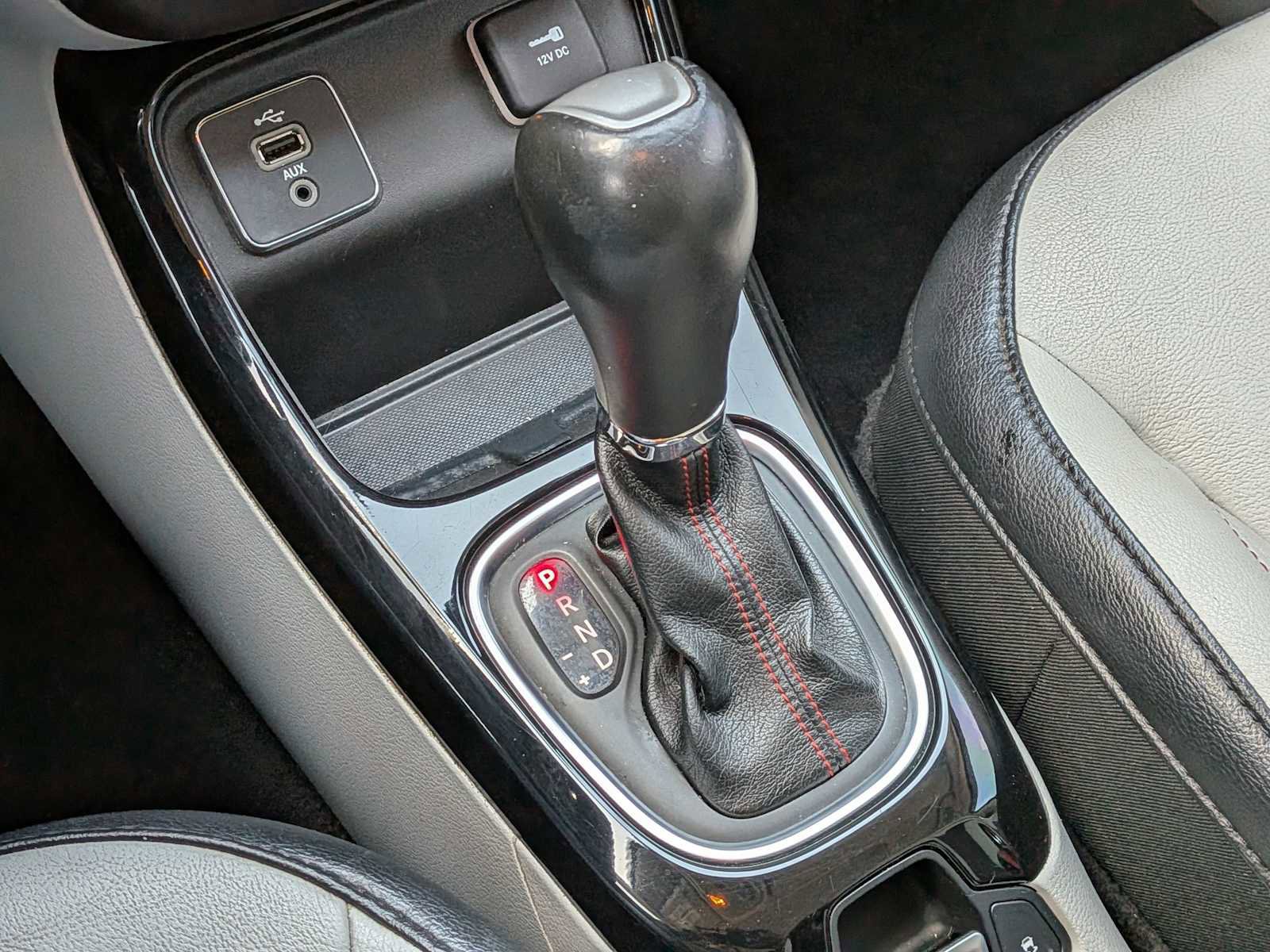 Used 2018 Jeep Compass Limited w/ Navigation Group FWD image 32