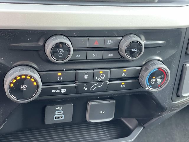 New 2026 Ford F250 4x4 Crew Cab Super Duty image 14