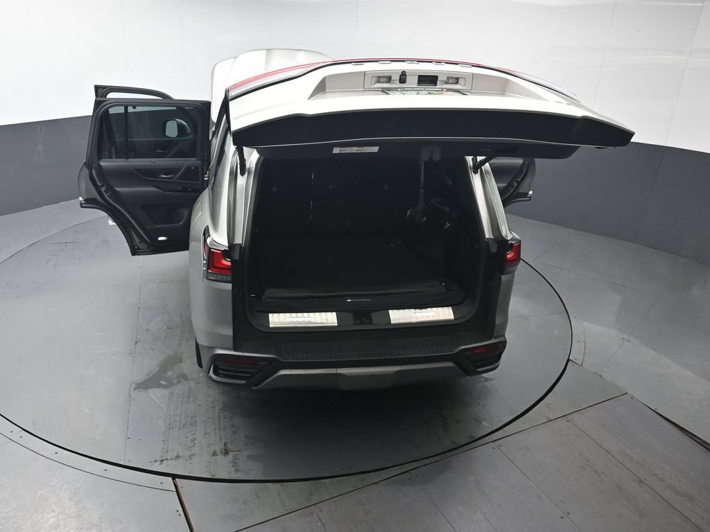 Used 2023 Lexus LX 600 4WD w/ Luxury Package image 54