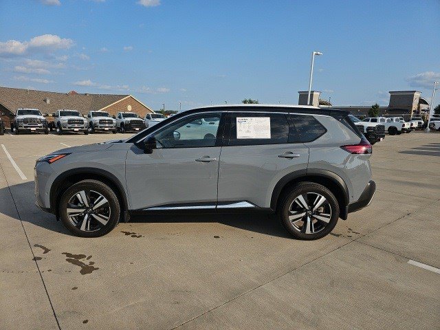 Used 2022 Nissan Rogue Platinum w/ Head-Up Display Package