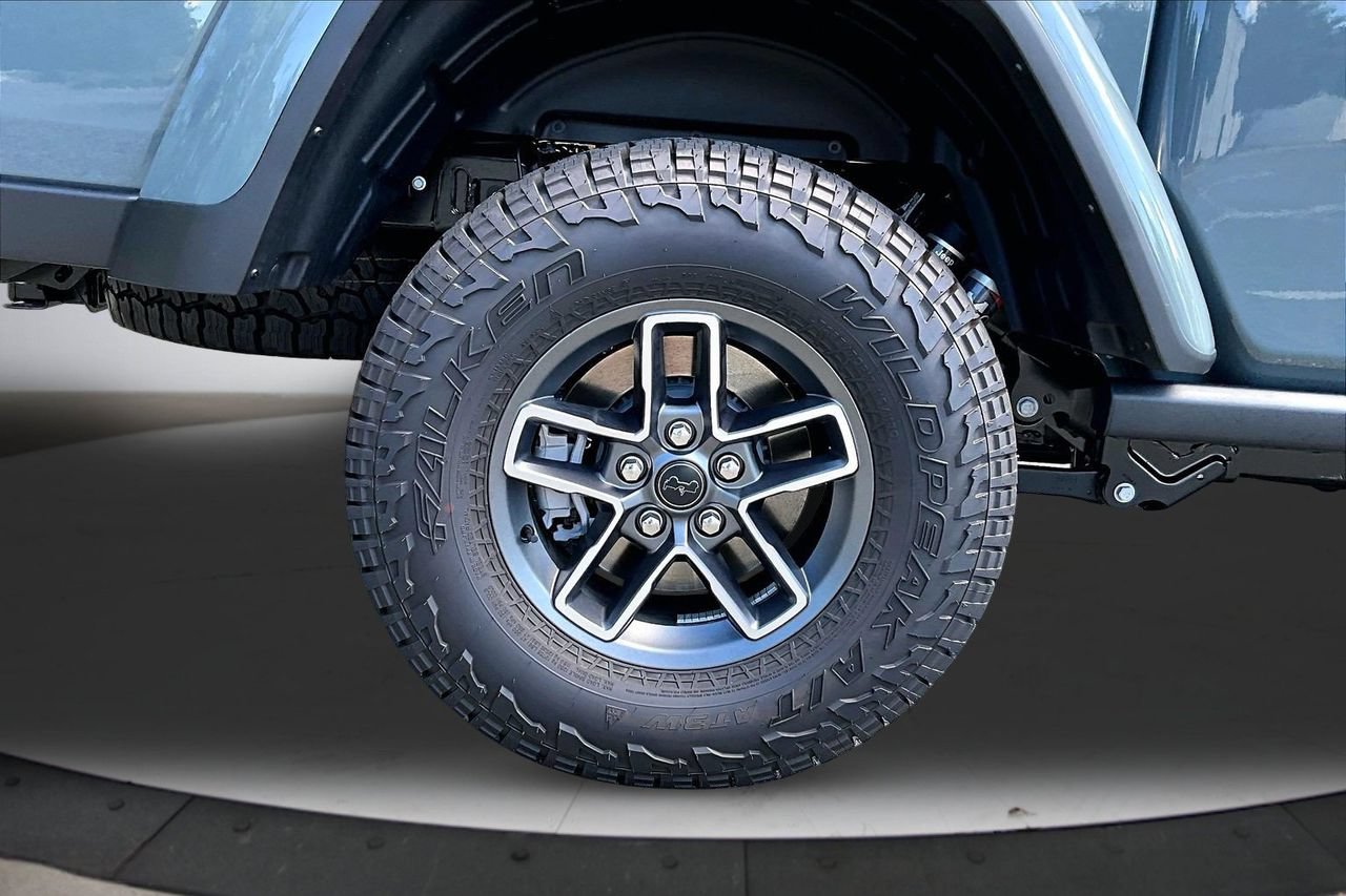 Certified 2026 Jeep Gladiator Mojave AWD/4WD image 34