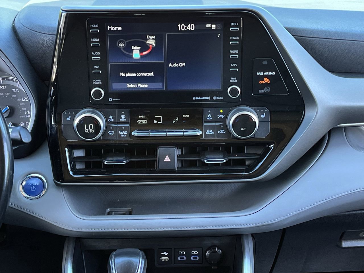 Used 2022 Toyota Highlander XLE image 15