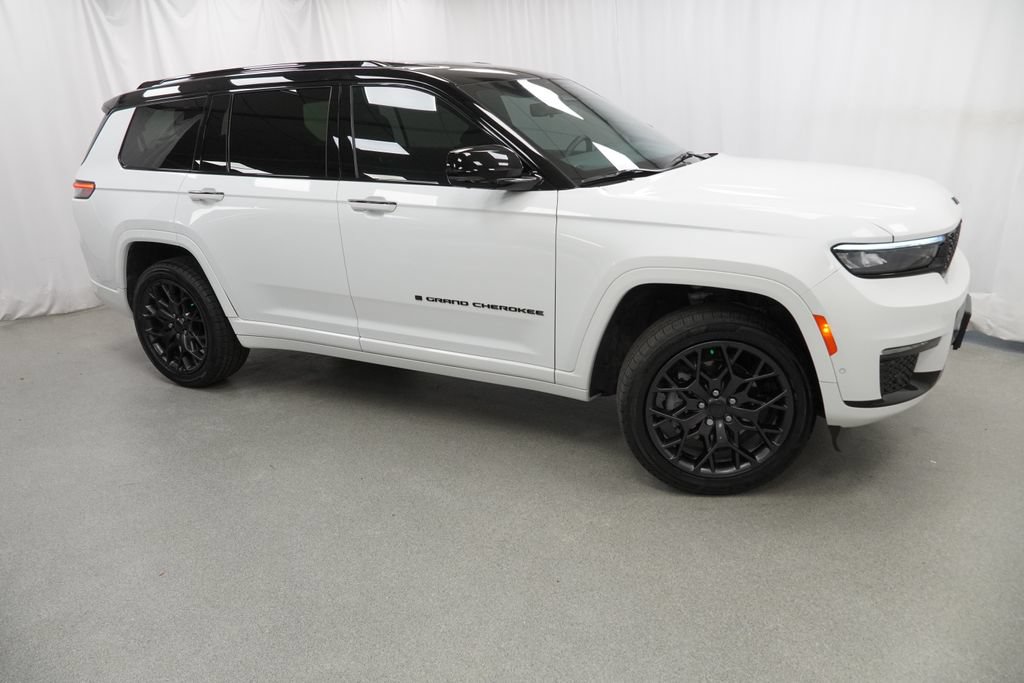 Certified 2025 Jeep Grand Cherokee L Summit AWD/4WD image 10