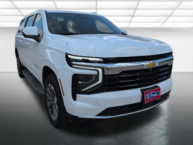 New 2025 Chevrolet Suburban LS w/ Max Trailering Package