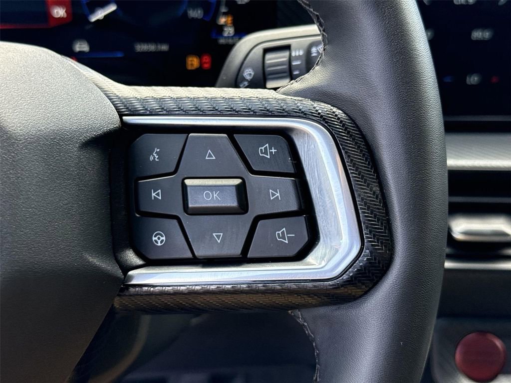 Used 2025 Ford Mustang Coupe RWD image 33