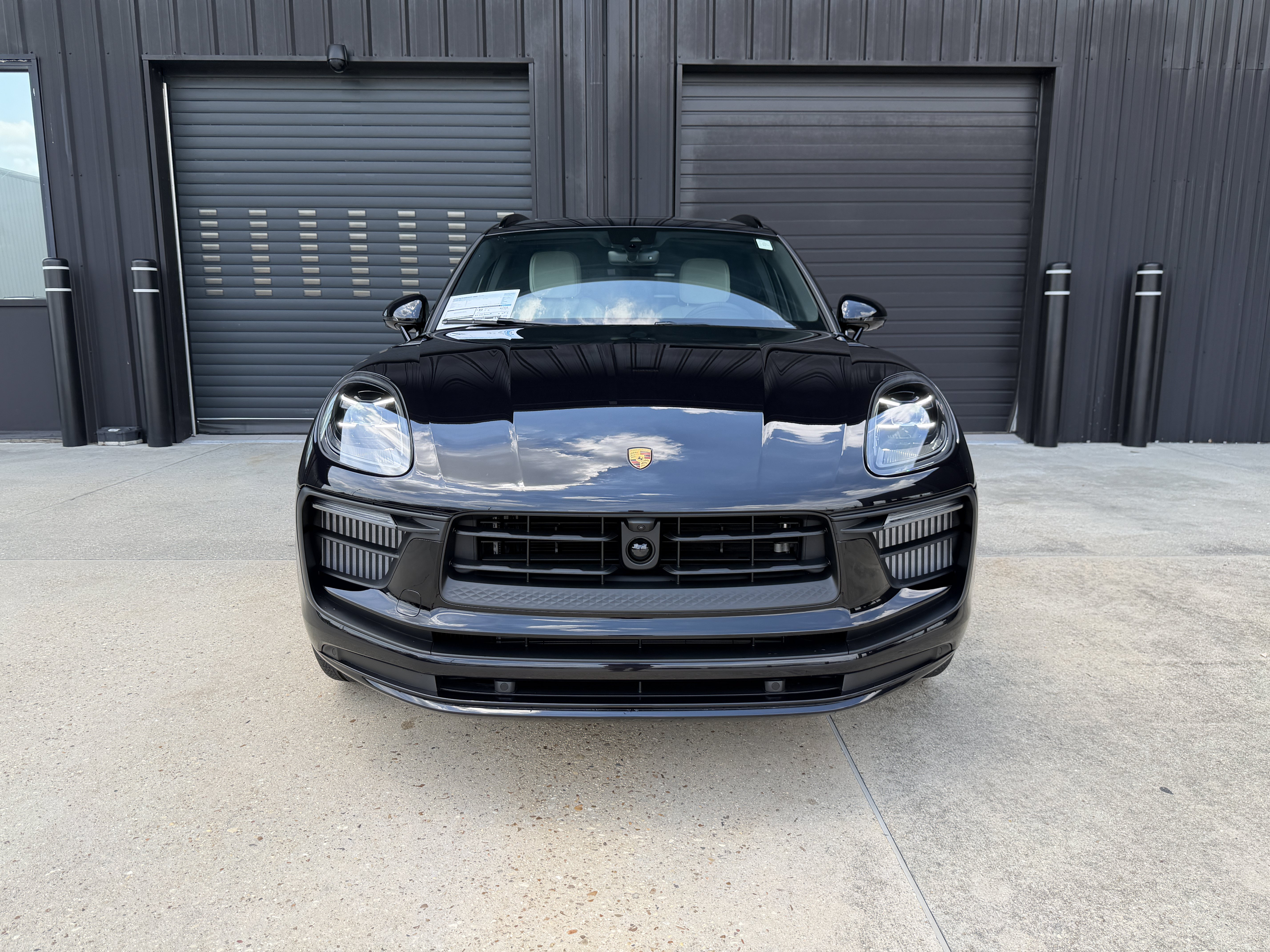 New 2026 Porsche Macan GTS AWD/4WD image 2
