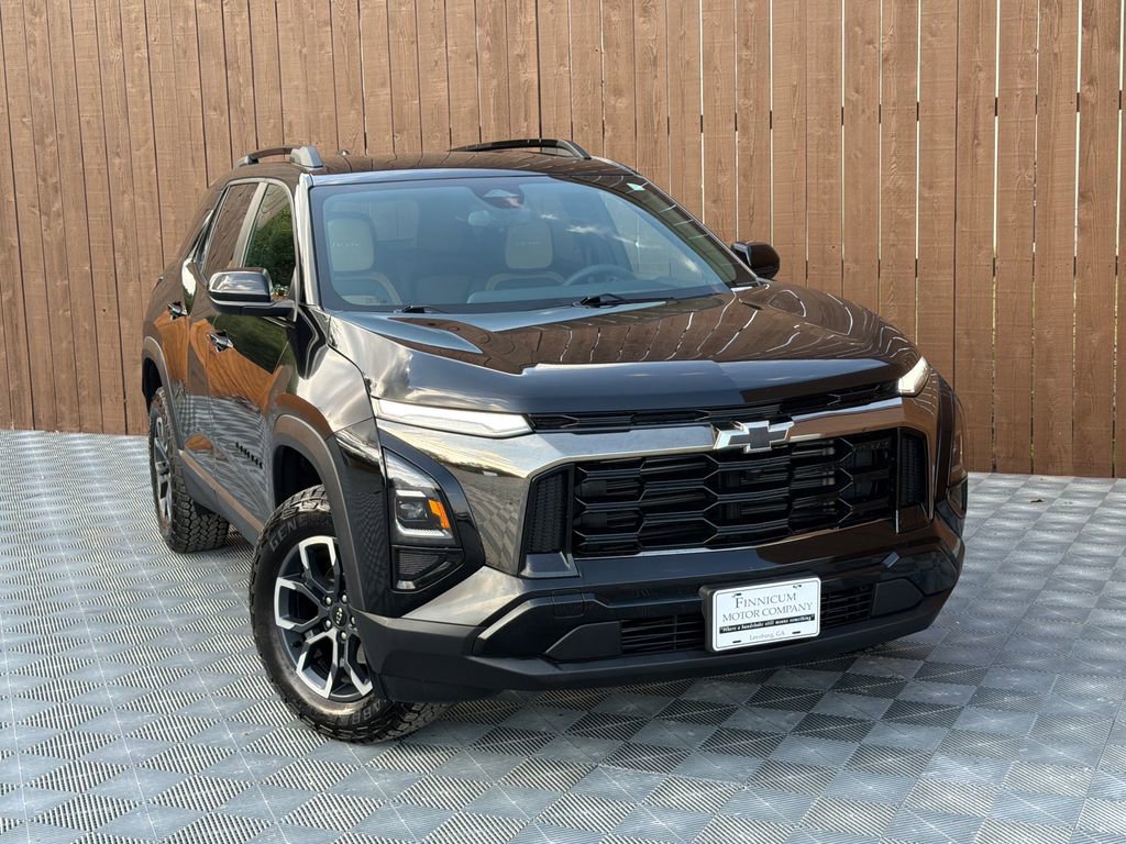 Used 2025 Chevrolet Equinox ACTIV FWD image 12