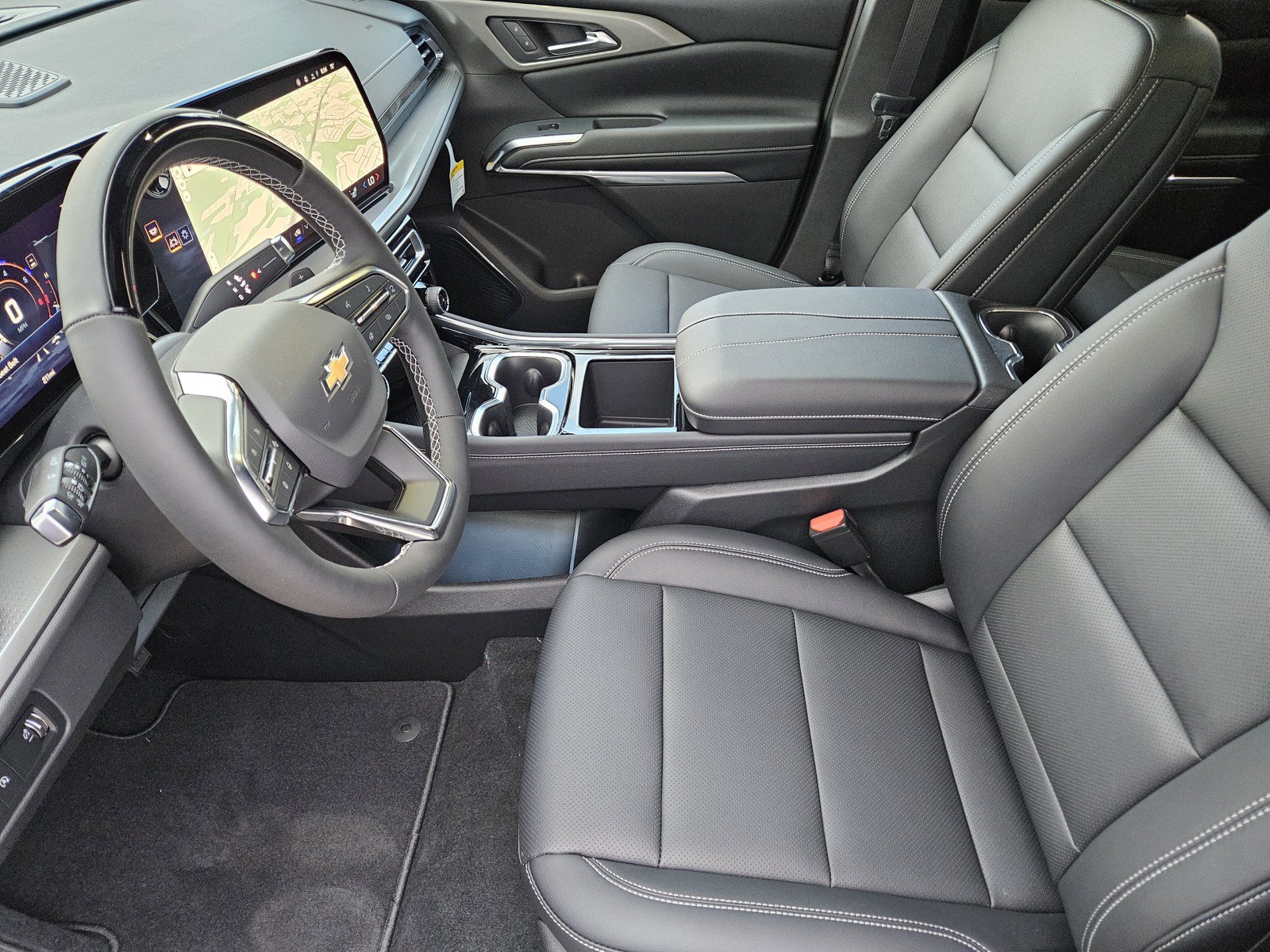 New 2027 Chevrolet Traverse LT w/ Enhanced Driving Package FWD image 9