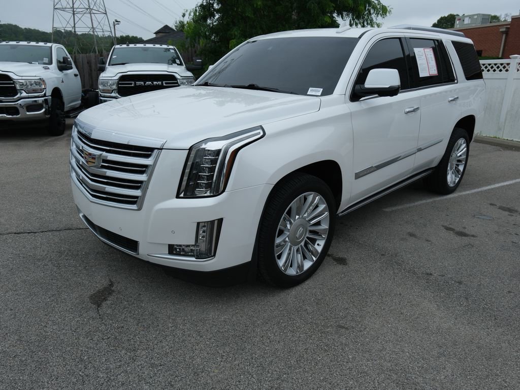 Used 2016 Cadillac Escalade Platinum AWD/4WD image 11