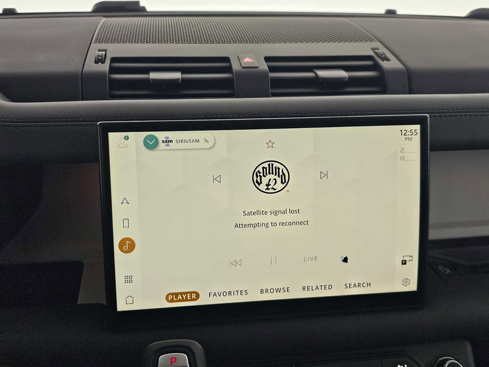 New 2025 Land Rover Defender 110 X-Dynamic SE image 26