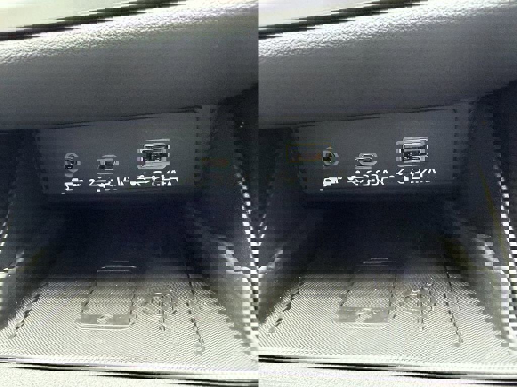 Used 2024 Subaru Outback Touring XT image 25