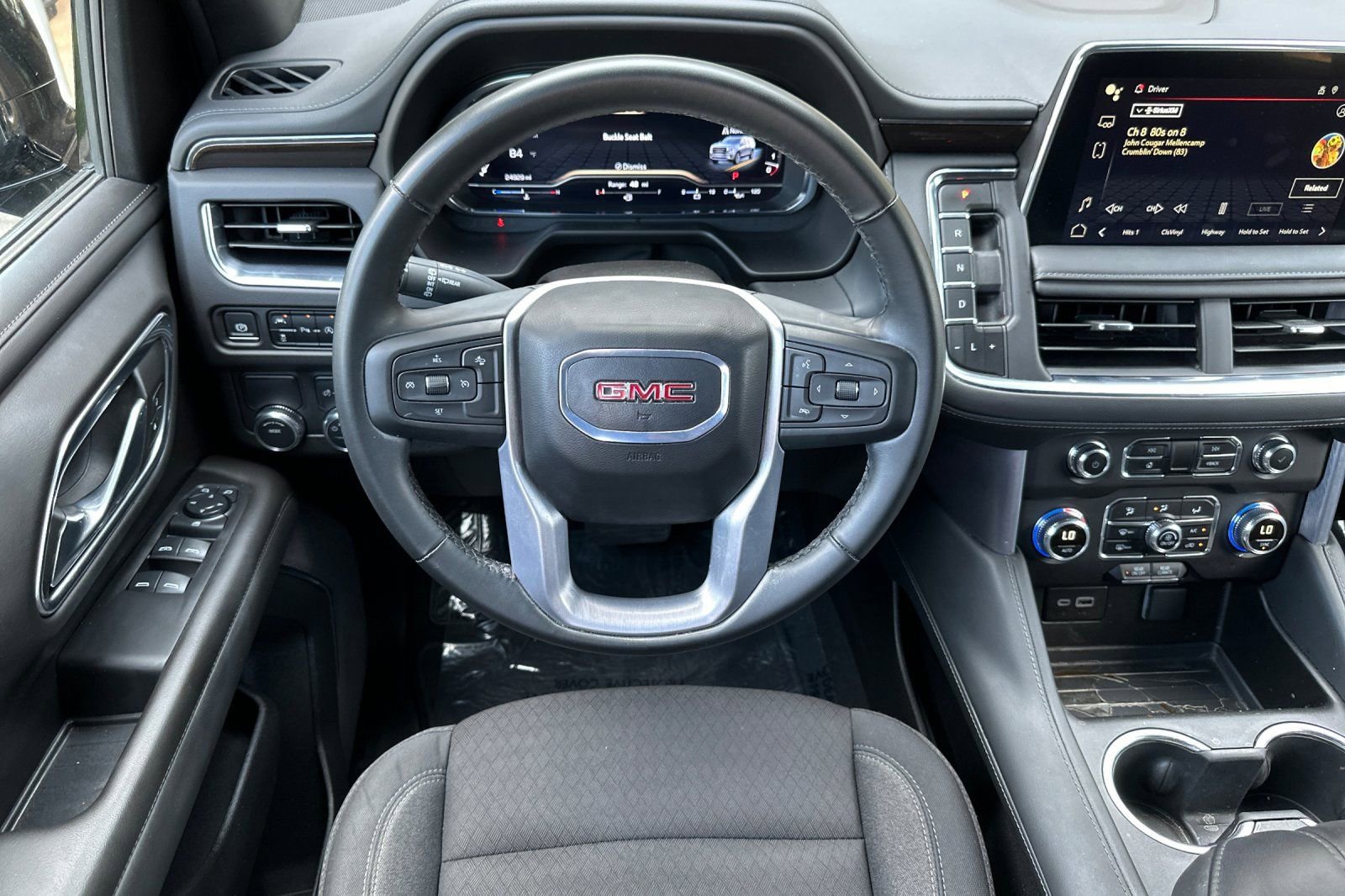 Used 2024 GMC Yukon SLE RWD image 15