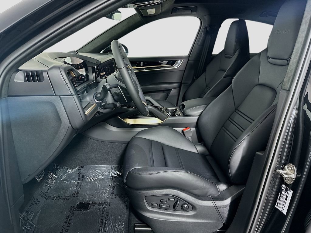 New 2025 Porsche Cayenne Turbo image 5