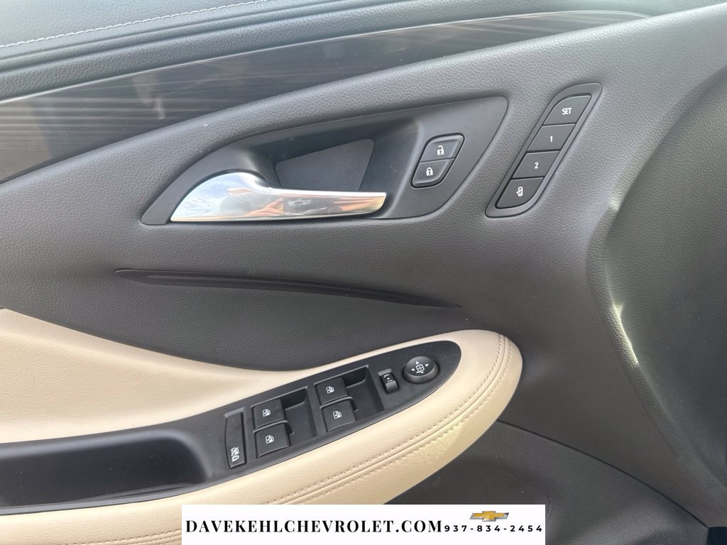 Used 2020 Buick Envision Premium AWD/4WD image 10
