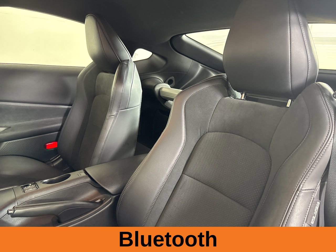 Used 2025 Nissan Z Performance w/ Floor Mat Package image 9