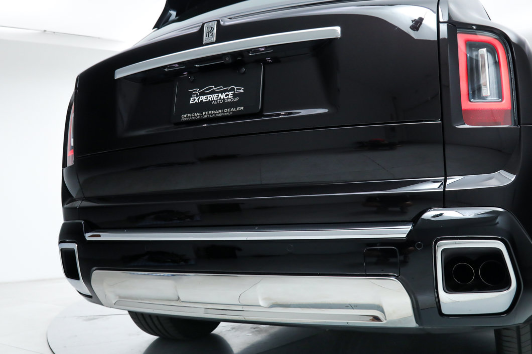 Used 2025 Rolls-Royce Cullinan AWD/4WD image 17