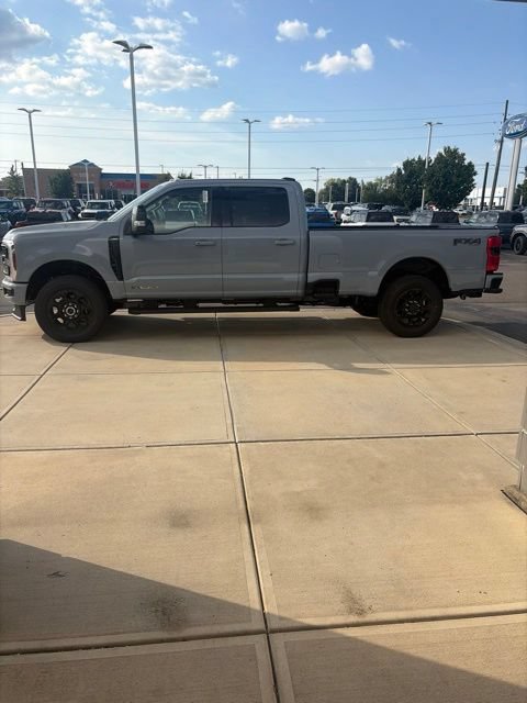 New 2026 Ford F350 Lariat w/ Black Appearance Package AWD/4WD image 4