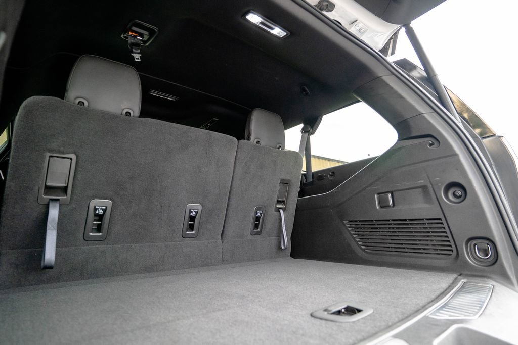Certified 2023 Chevrolet Suburban RST AWD/4WD image 41