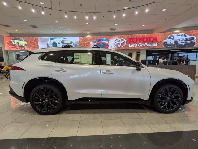 New 2026 Toyota Crown Signia Limited image 5