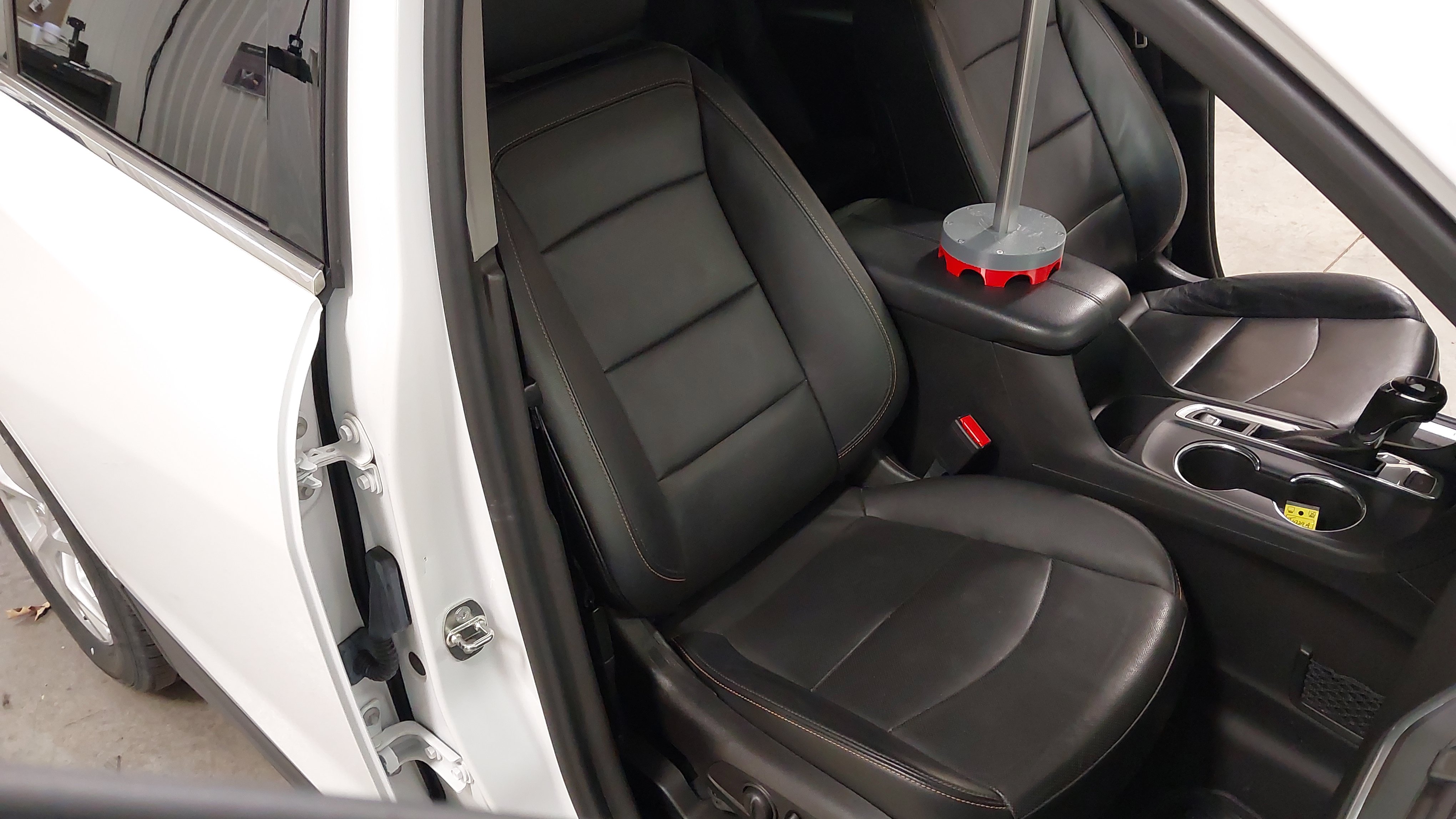 Used 2018 Chevrolet Equinox Premier AWD/4WD image 28