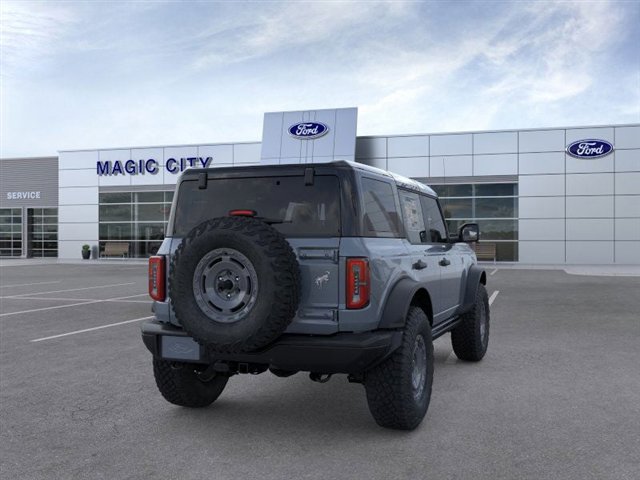 New 2025 Ford Bronco Badlands image 8