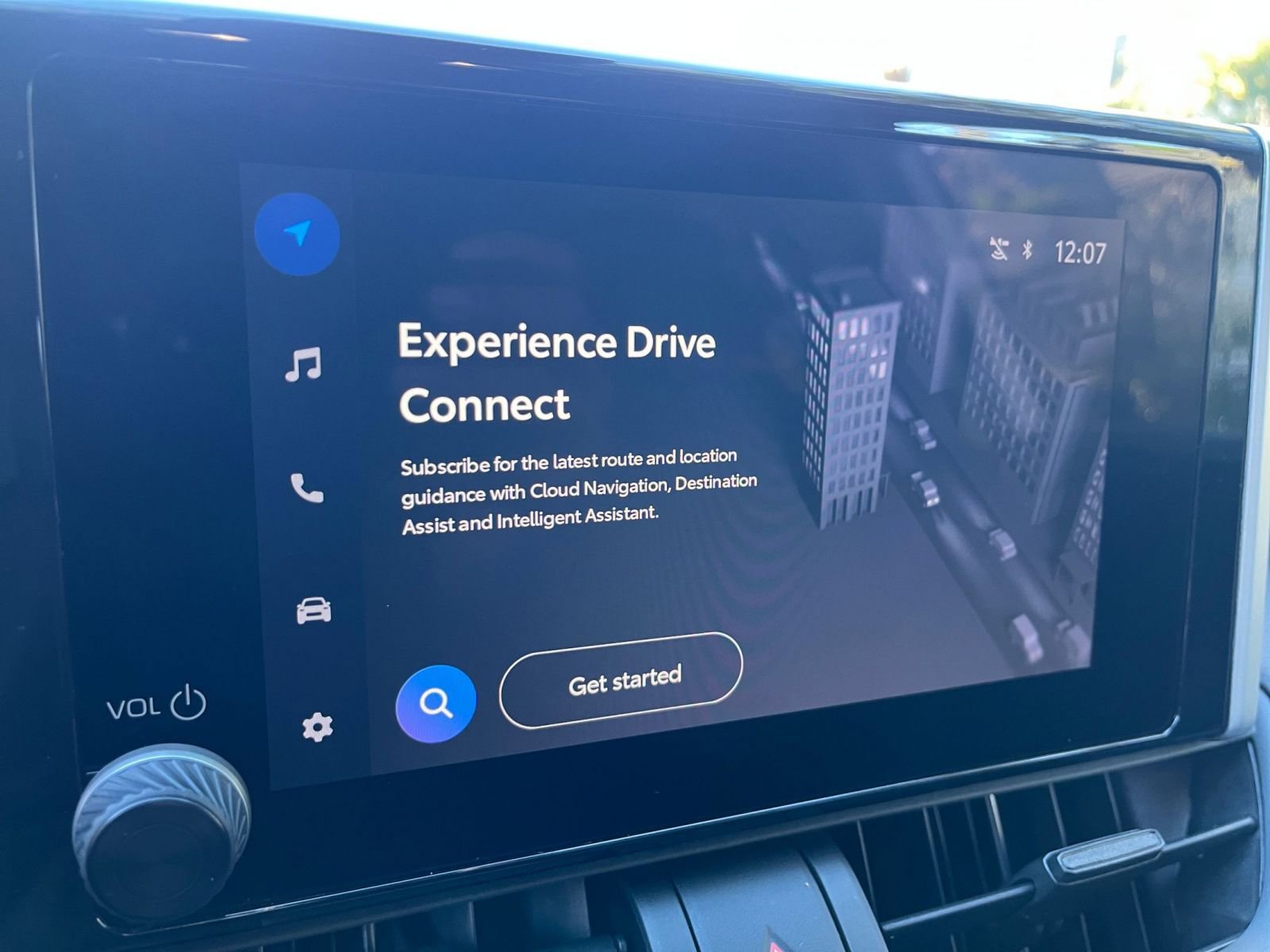 Used 2025 Toyota RAV4 XLE image 21