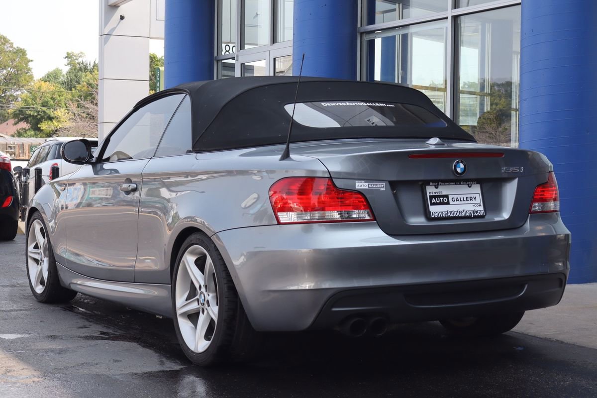 Used 2010 BMW 135i Convertible image 3