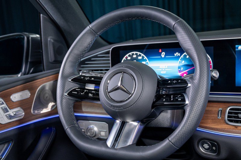 Certified 2025 Mercedes-Benz GLS 450 4MATIC image 21