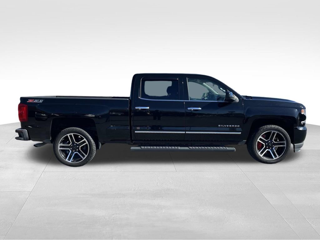 Used 2017 Chevrolet Silverado 1500 LTZ Z71 image 2