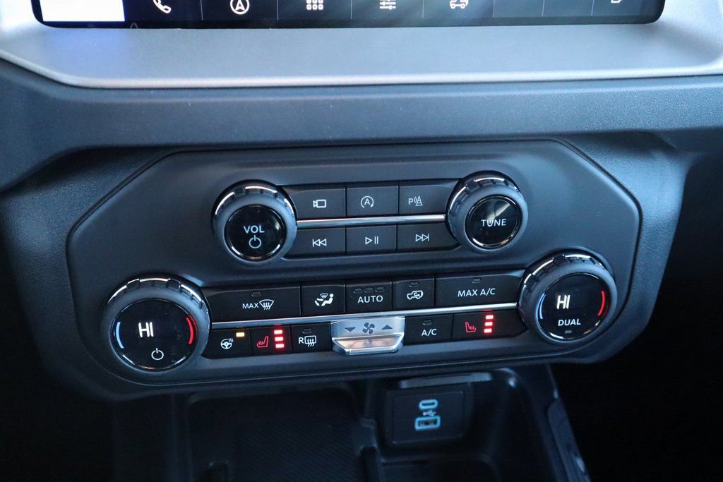 New 2025 Ford Bronco Outer Banks AWD/4WD image 6