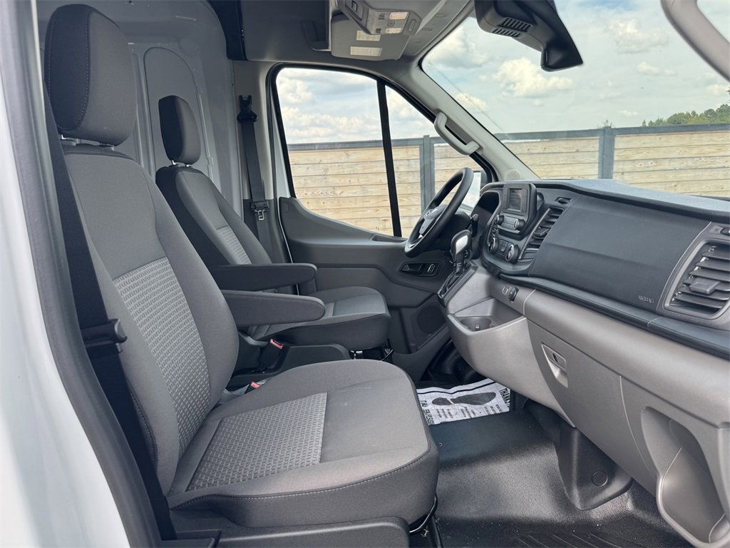 New 2025 Ford Transit 150 148 Medium Roof image 10