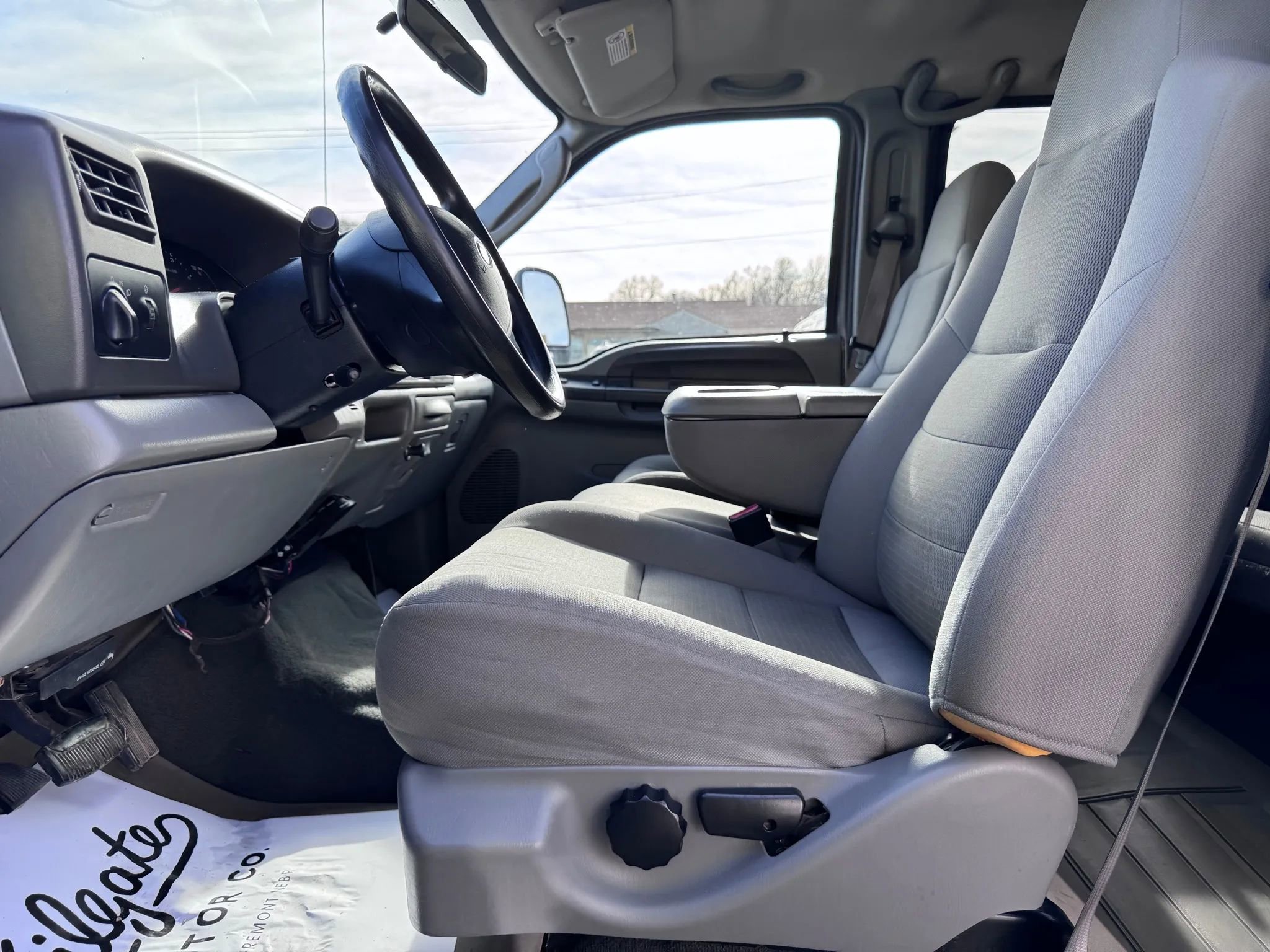 Used 2004 Ford F350 XLT image 18