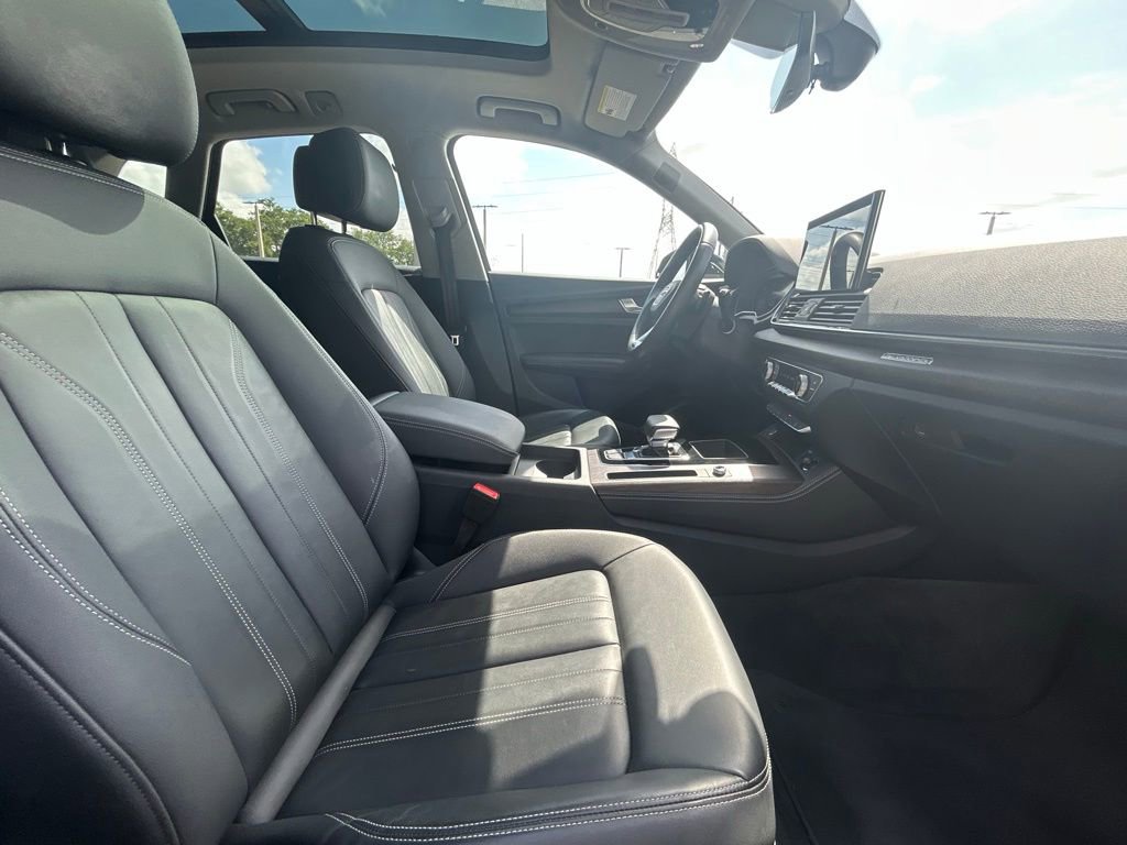 Used 2023 Audi Q5 2.0T Premium Plus w/ Premium Plus Package AWD/4WD image 36