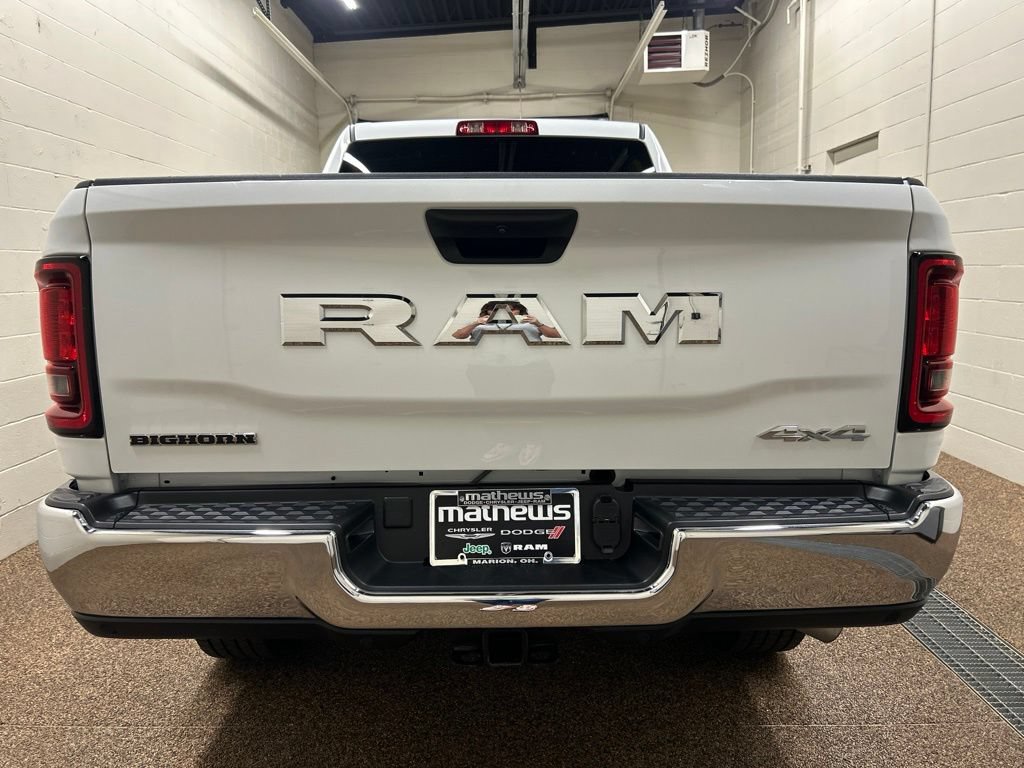 Used 2025 RAM 2500 Big Horn AWD/4WD image 3