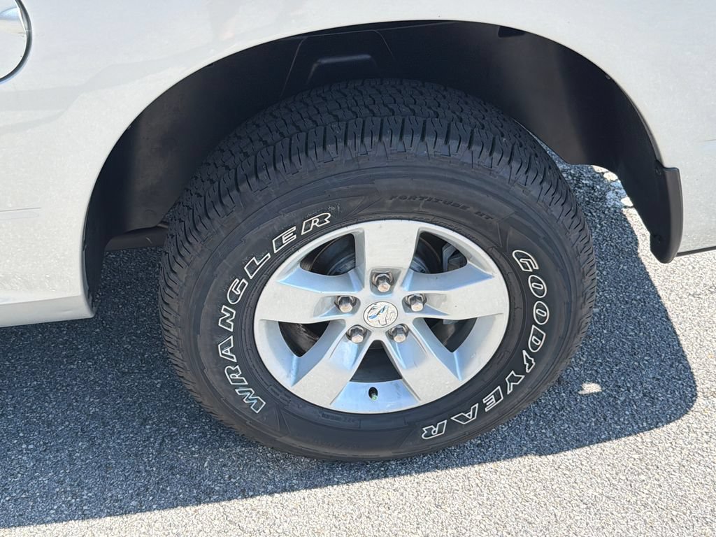 Used 2017 RAM 1500 Tradesman w/ Popular Equipment Group RWD image 18