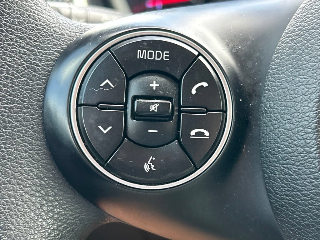 Used 2020 Kia Soul LX FWD image 26