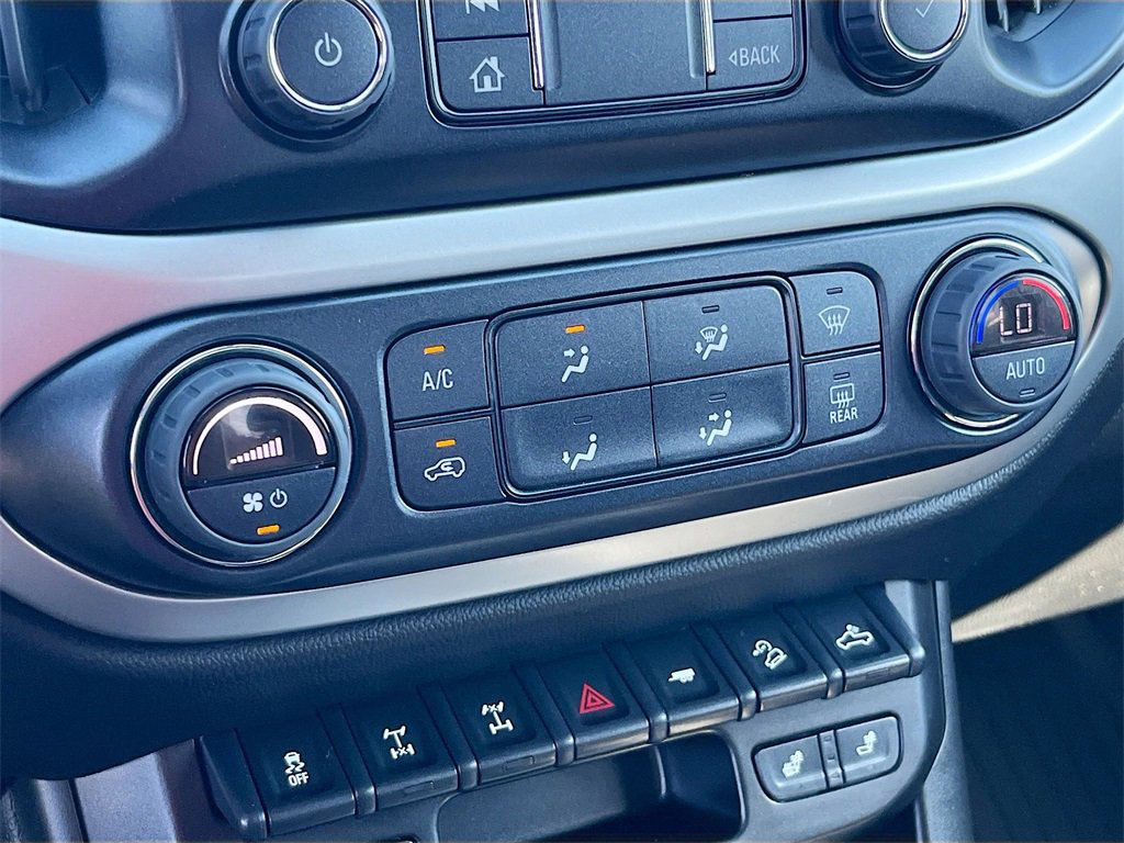 Used 2022 Chevrolet Colorado ZR2 w/ ZR2 Dusk Special Edition image 15