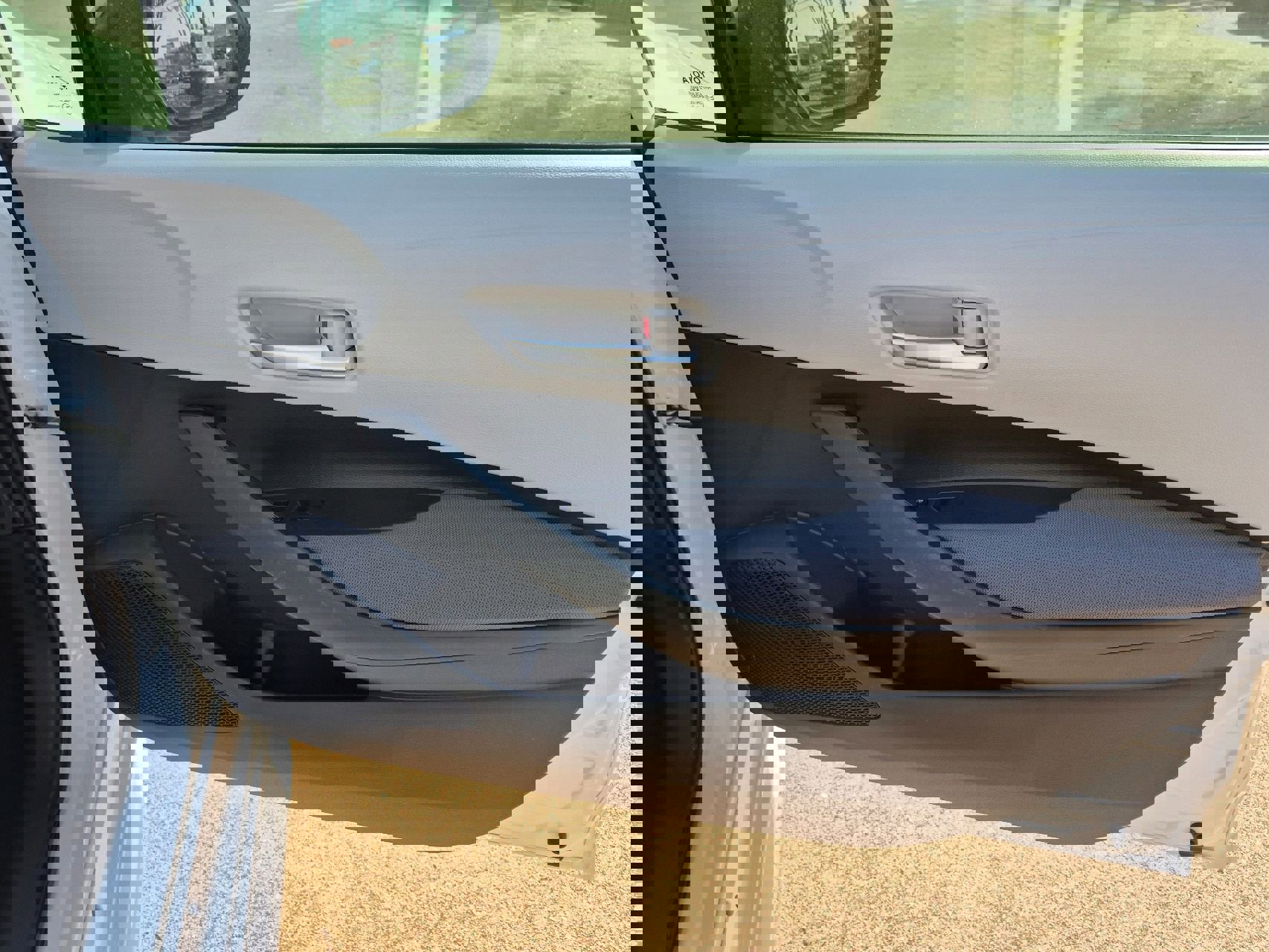 Used 2020 Toyota Corolla L image 14