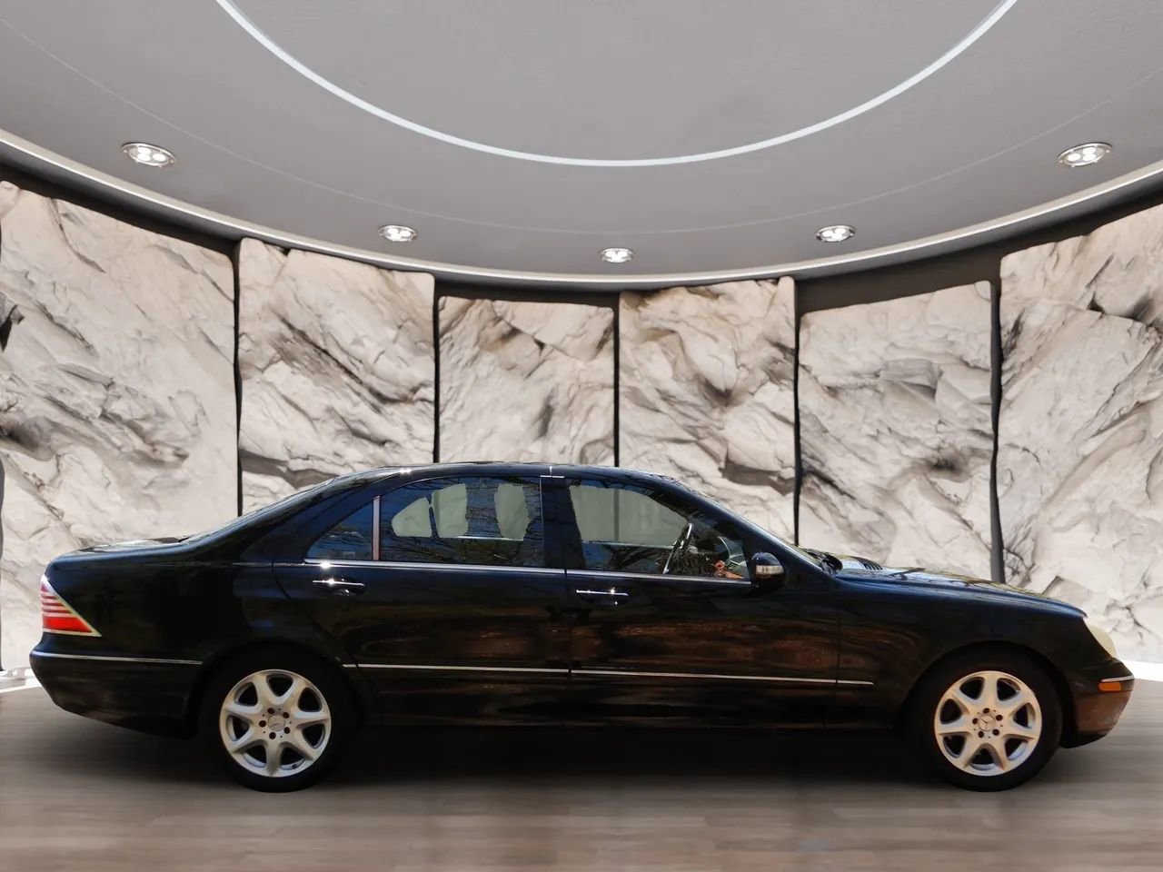 Used 2005 Mercedes-Benz S 430 4MATIC image 5