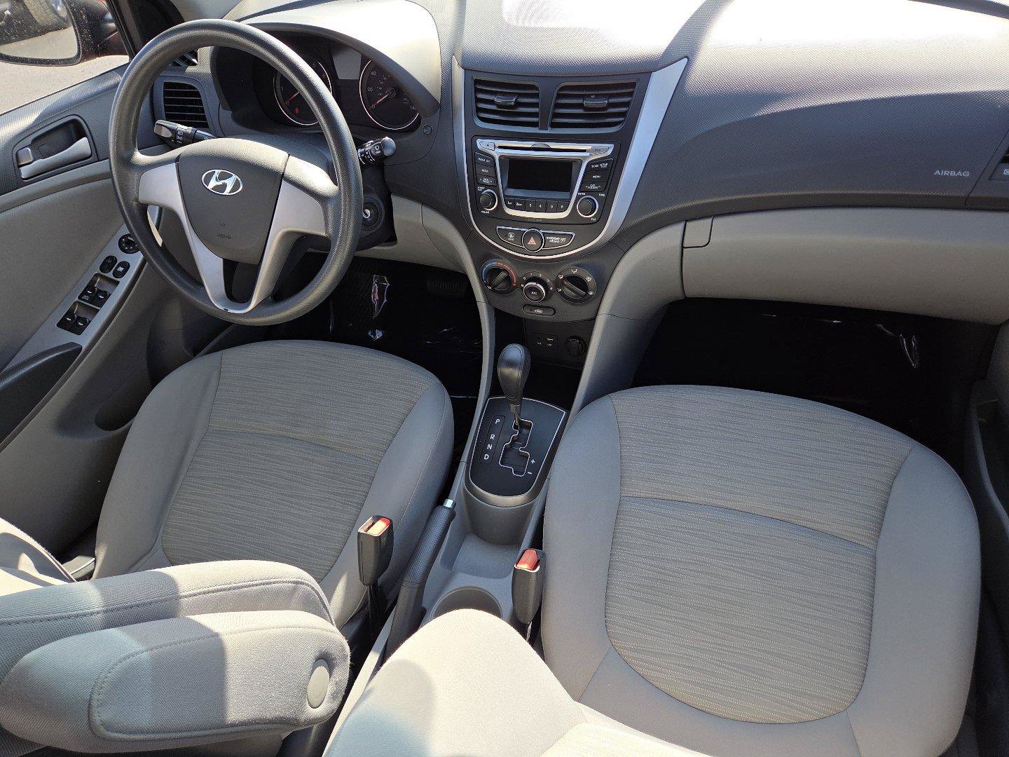 Used 2015 Hyundai Accent GLS FWD image 13