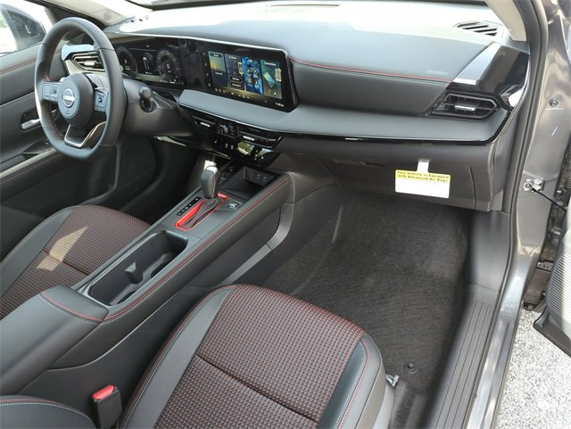 New 2026 Nissan Kicks SR w/ Cold Weather Package image 18